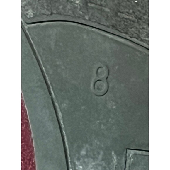 Marroon suede beautiful loafers/ slip ones size 8 - Picture 5 of 6